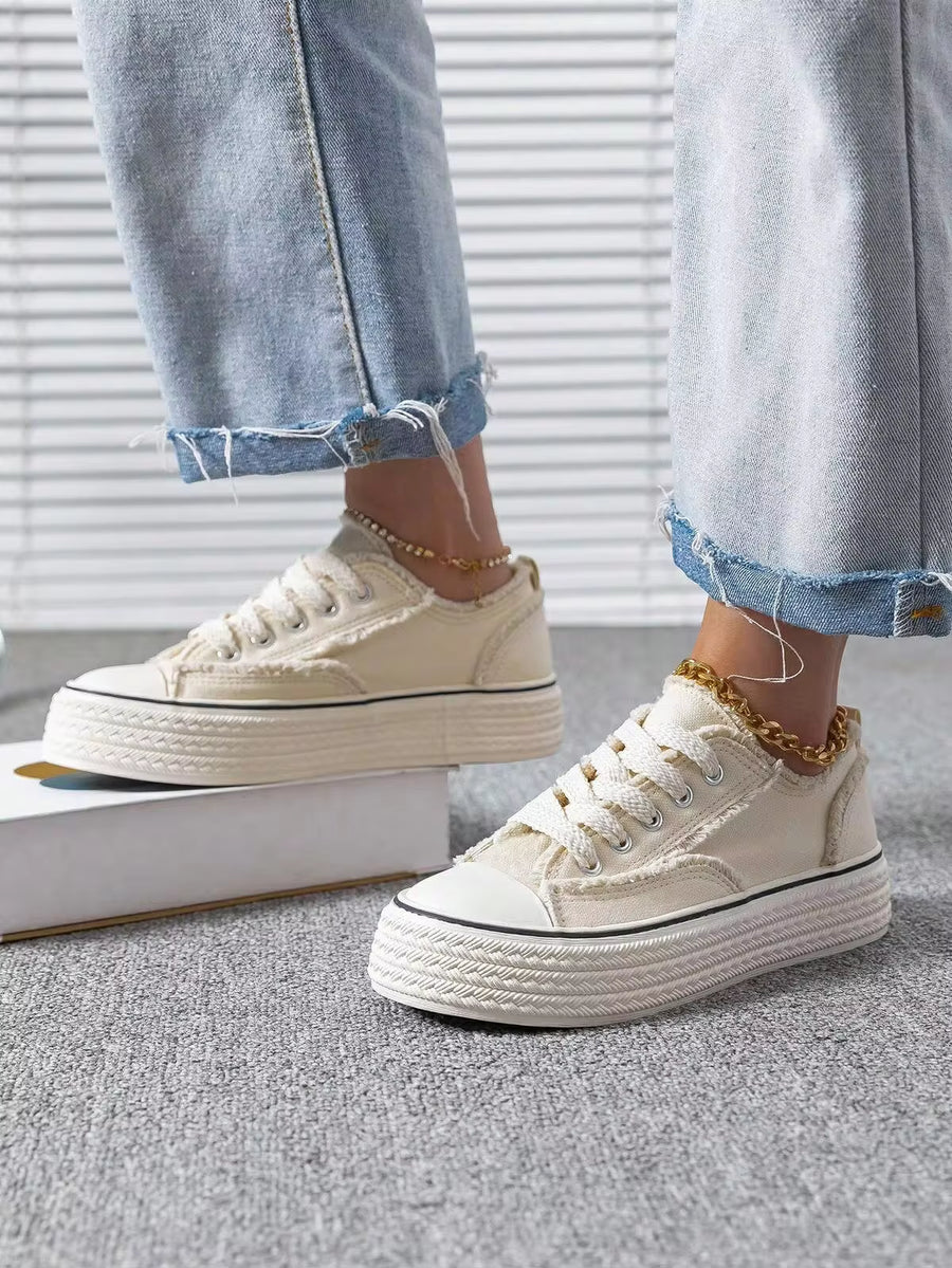 Fall/Winter Women's Fashionable Versatile Spring/Summer Outdoor White Lace-Up Round Toe Canvas Flat Non-Slip Casual Sneakers For Sports/Running